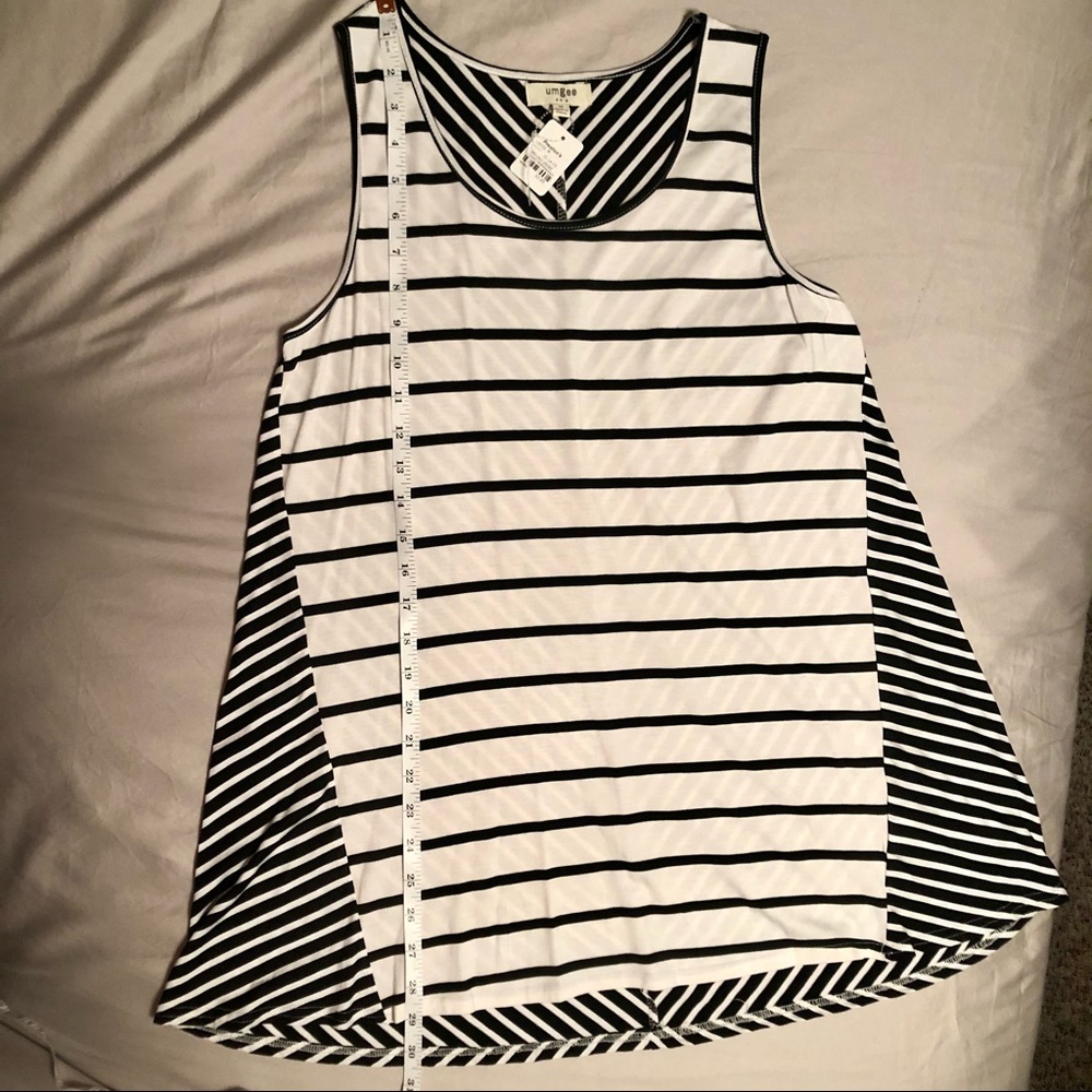 Umgee Tunic - Picture 16 of 16